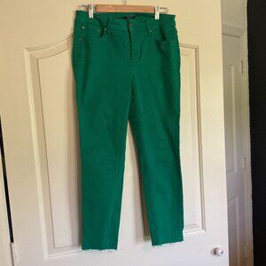 💚 IZOD Green Denim Pants – Size 10 – Casual with a Pop of Color